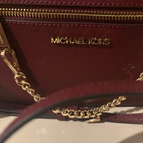 Michael Kors Jet Set Large Saffiano Leather Crossbody Bag : Dark Cranberry - Picture 2 of 6